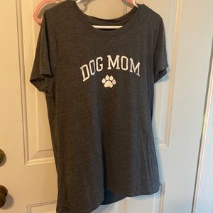 Dog mom tee!